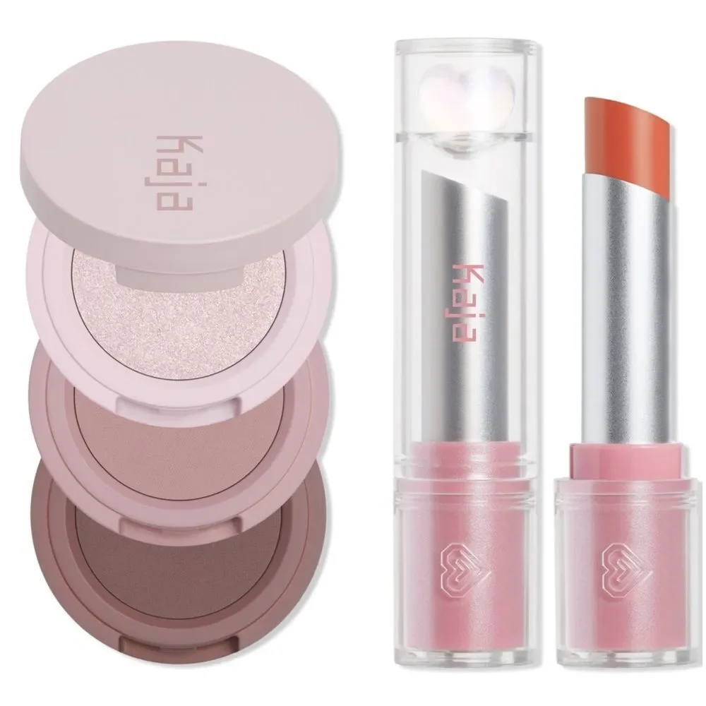 New Beauty  Stacked Eyeshadow Trio and Instant Hydrating & Plumping LipBalm set